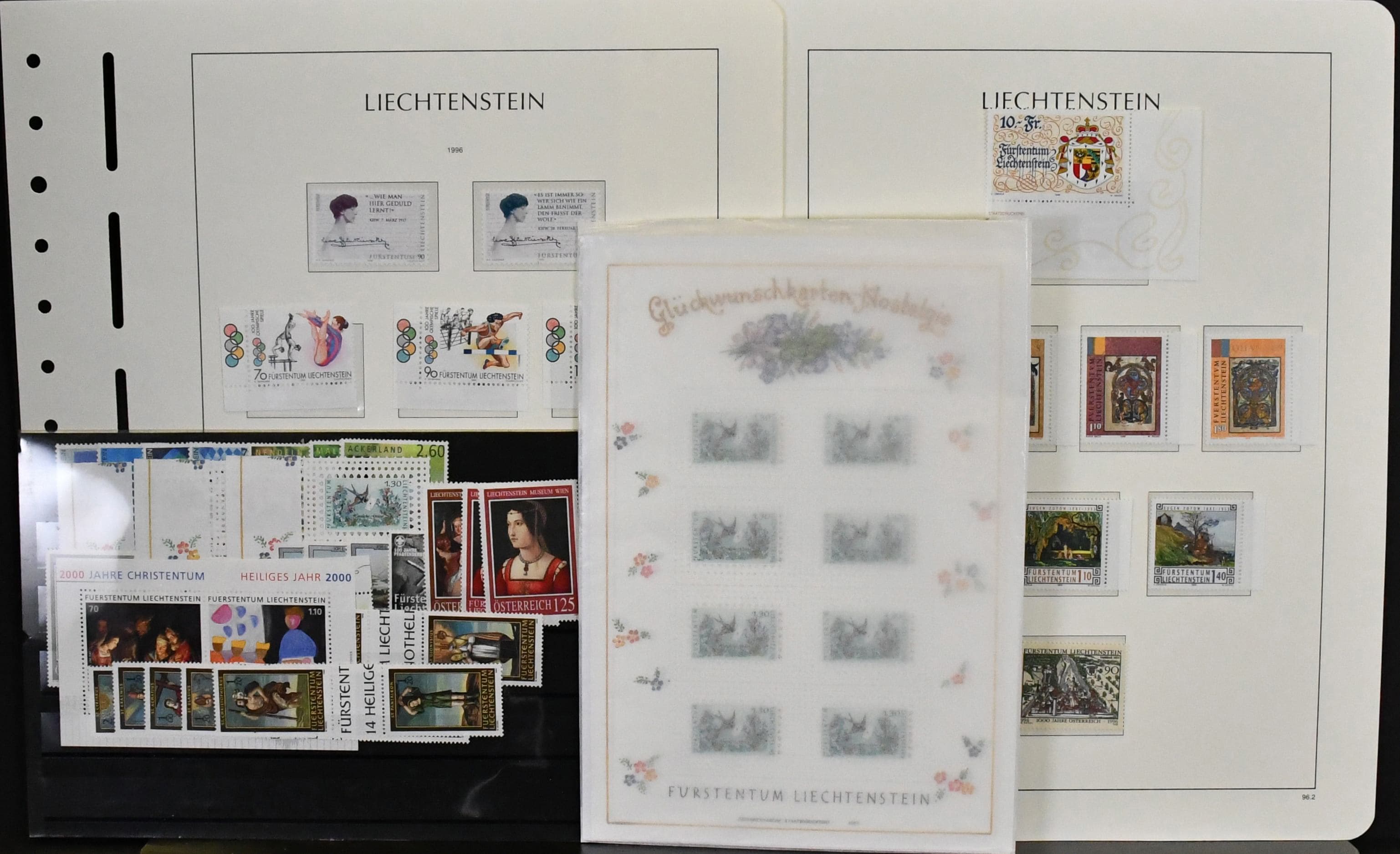 Los 8281 - Liechtenstein, 1996/2006, postfr. kpl. Sammlung, zusätzlich mit einigen Kleinbögen. Die enthaltene Nominale beträgt bereits 880,- SFr. (= 900,- Euro)