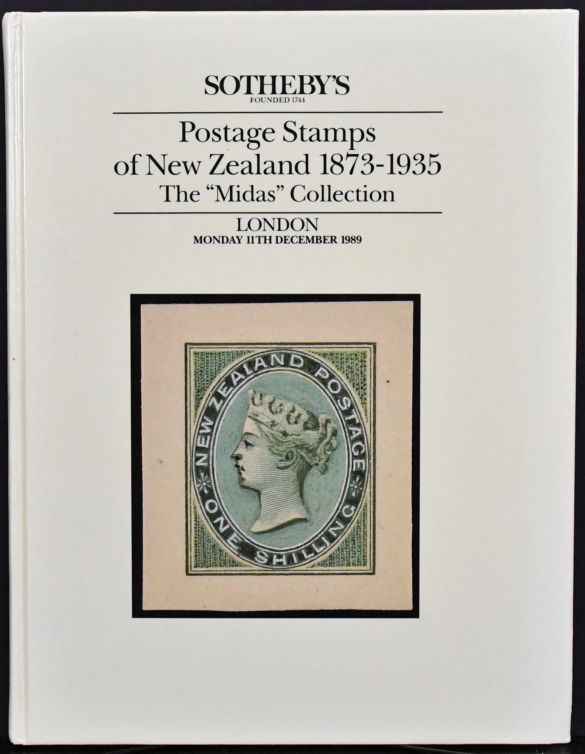 Los 6460 - Neuseeland, Sotheby's, Postage Stamps of New Zealand 1873-1935, The "MIDAS"-Collection 1989, Auktionskatalog mit über 1400 Losen und Hardcover-Umschlag