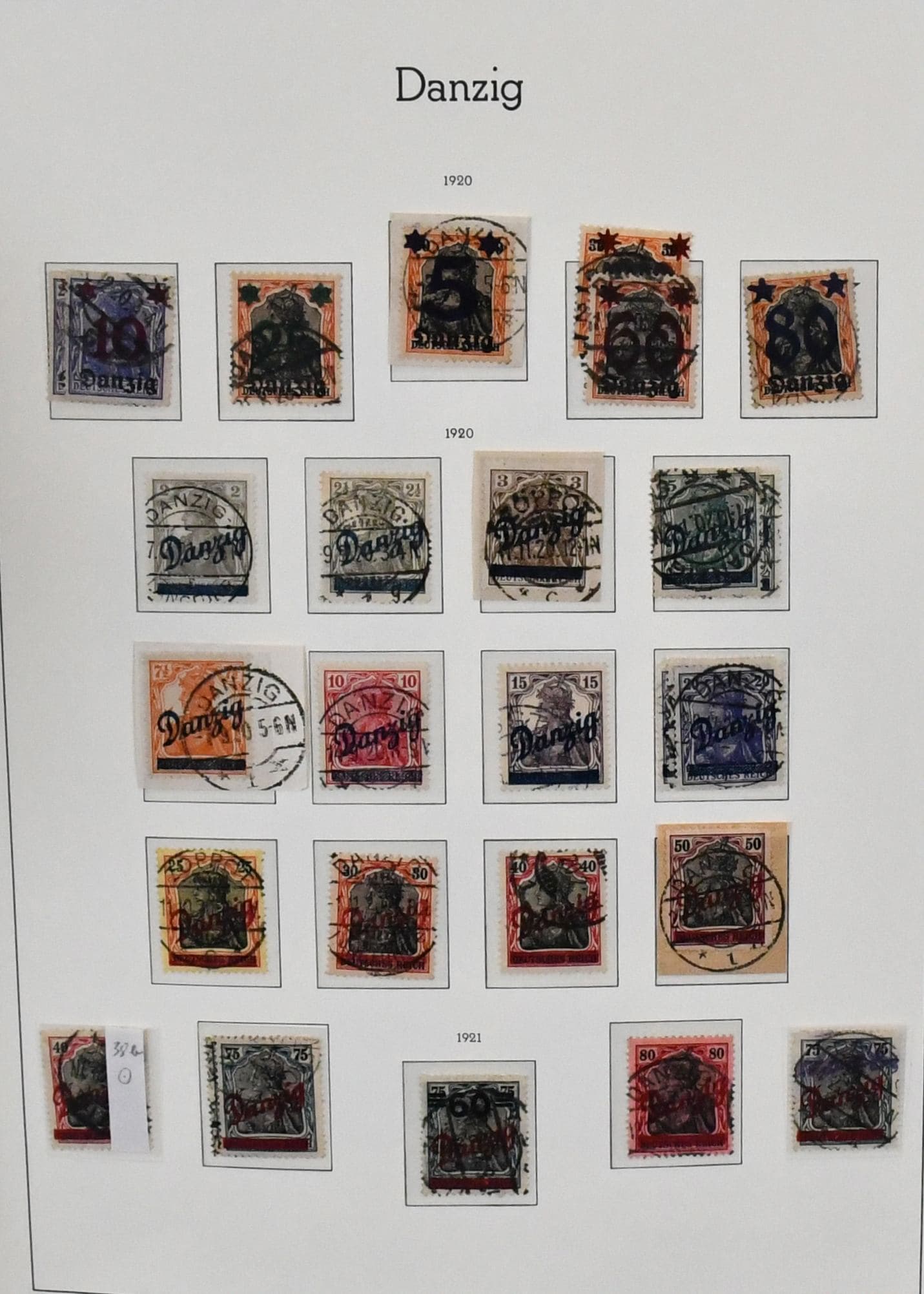 Los 7114 - Danzig, 1920-1939, gestempelte, saubere Sammlung im Leuchtturm-Vordruckalbum, bis auf den großen Innendienst kpl. mit allen Spitzen, z.B. Nr. 26-31II, kleiner Innendienst, Nr. 41-46II, 158-68, 181-92, 207-11, 220-30, 231-35, Bl. 1-3 usw. Ferner Dienst und Porto kpl., sowie Port Gdansk ungebr., postfr. bzw. gest. ebenfalls kpl., vieles bereits kompetent geprüft. Hoher KW