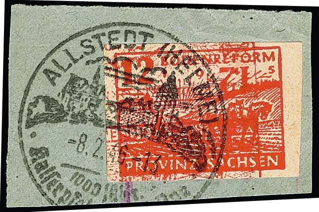 Los 762 - 12 Pfg. Bodenreform breitrandig vom rechten Bogenrand mit Abart "doppelter Druck, der zweite kopfstehend", auf Briefstück mit Stempel "Allstedt (Helme)". Marke zusätzlich Plattenfehler III. Der kopfstehende zweite Druck sehr markant und deutlich. Eine sehr seltene und im Michel nicht gelistete Abart, nur noch ein weiteres Exemplar mit dieser Doppeldruck-Abart bekannt! Attest Jasch (2026)